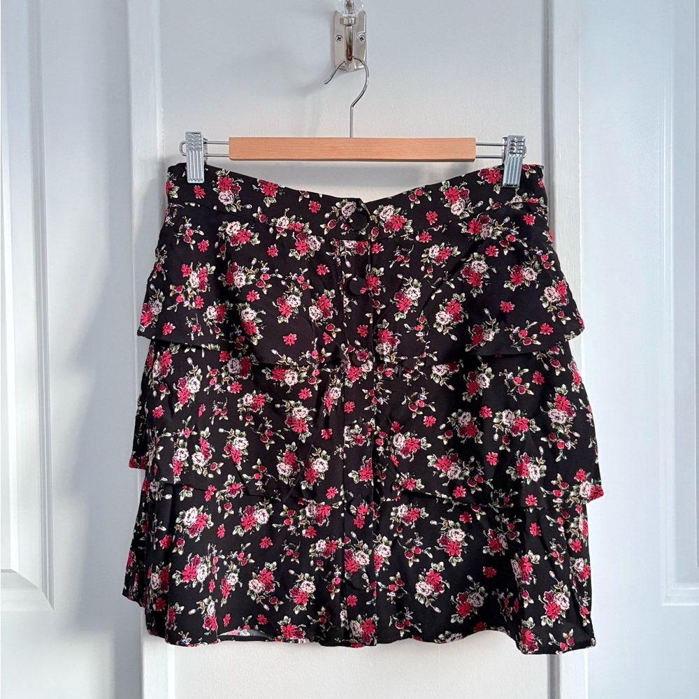 Zara Tiered Floral Button-Front Mini Skirt